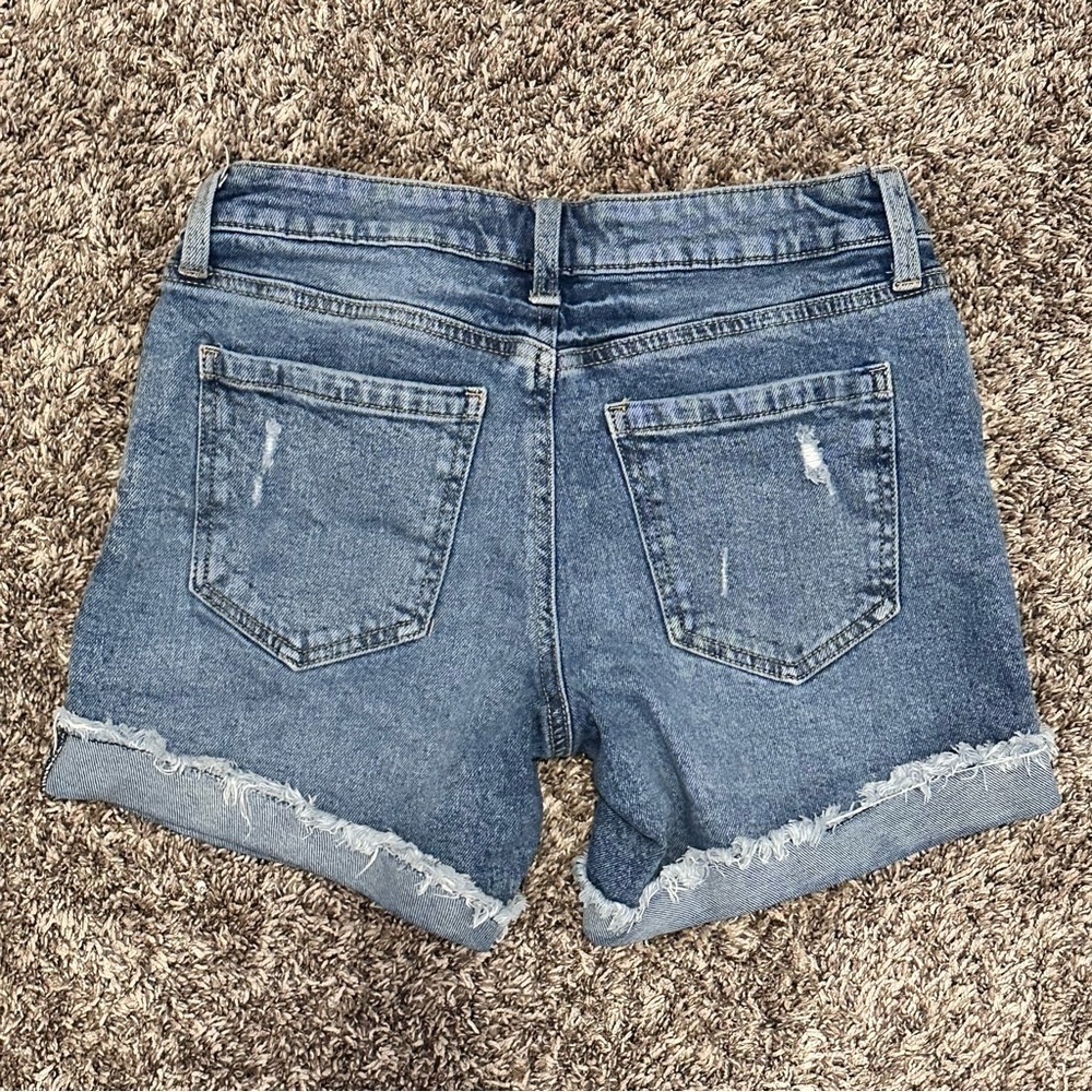 Celebrity Pink Blue Jean Shorts with Distressed Cut-Off Style - Picture 5 of 9